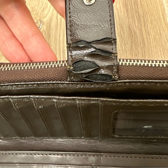 Brown C Logo Coach Wallet - Picture 9 of 9